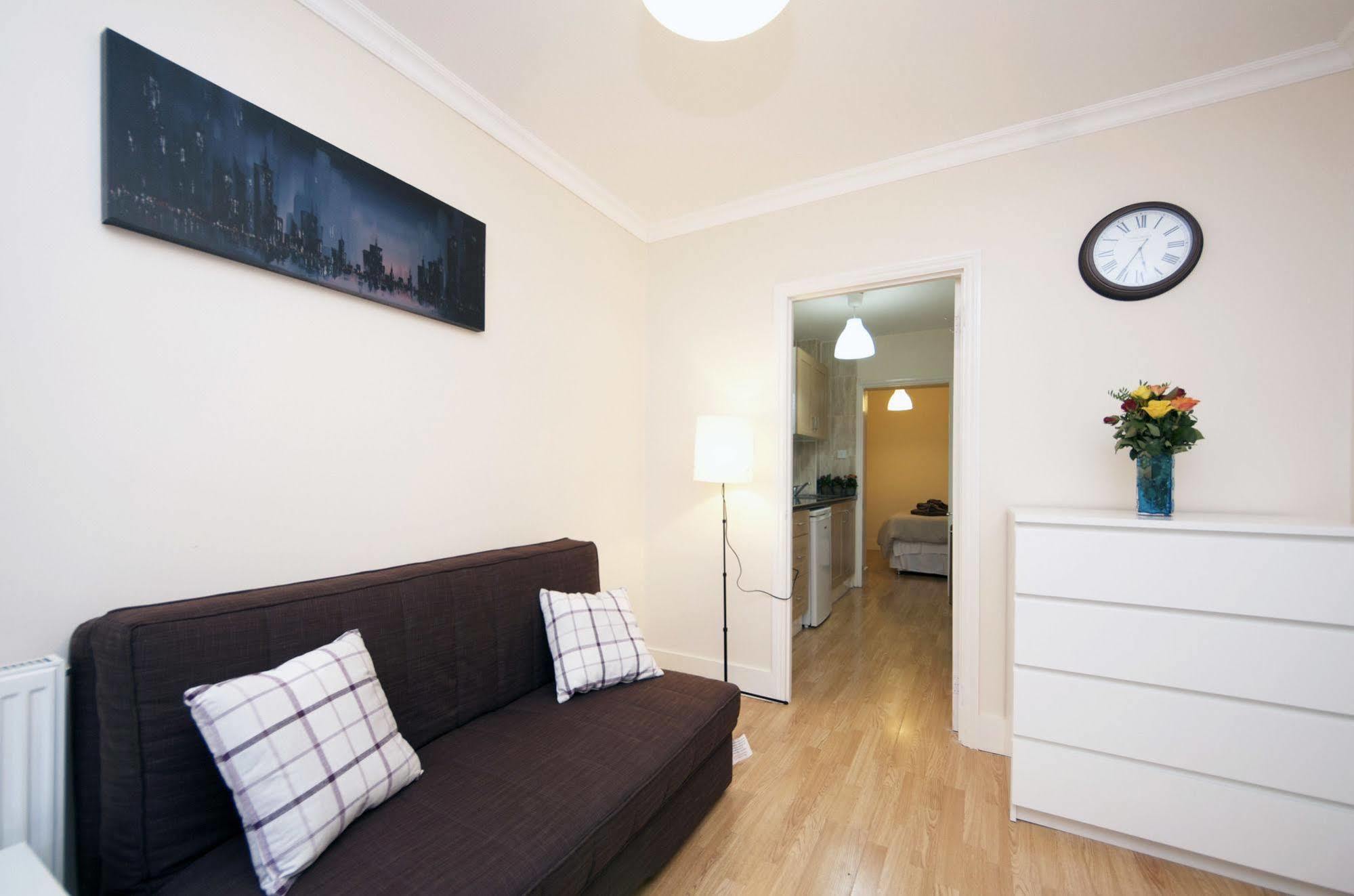 W14 Apartments London Exterior photo